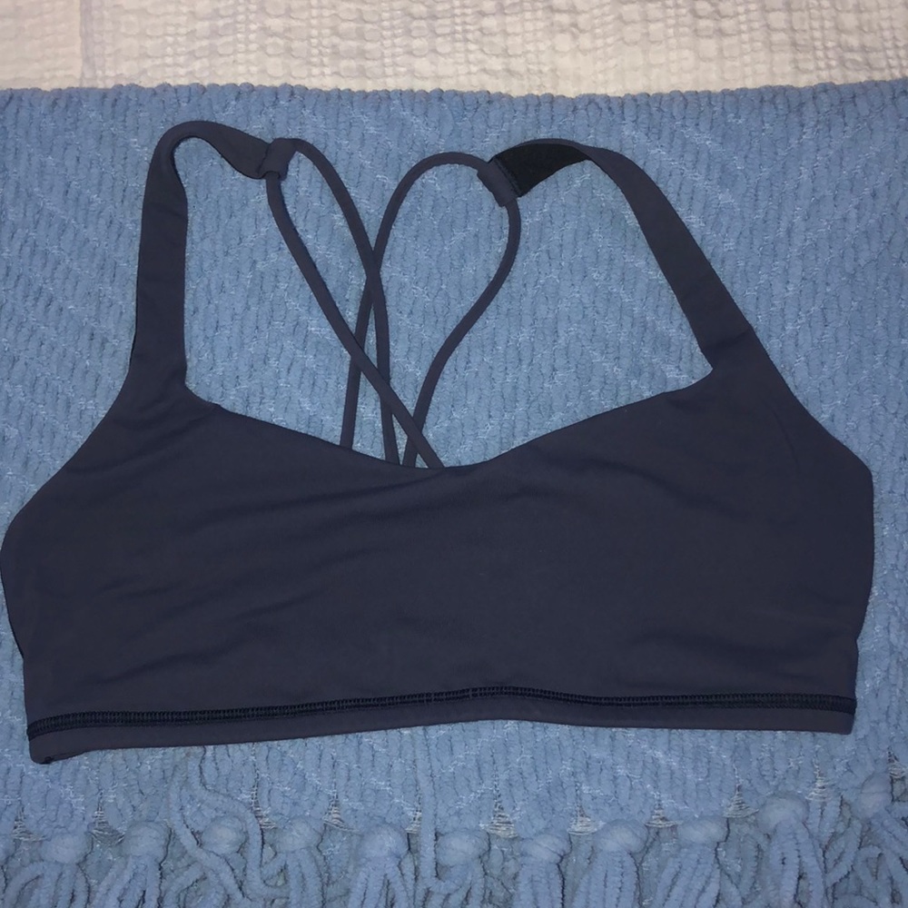 Lululemon free to be bra